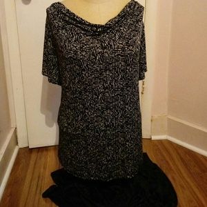 Jaclyn Smith short sleeve top